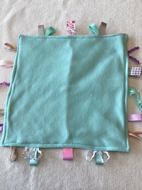 Sensory | 4 square Crinkle Toy Large | Assorted Themes