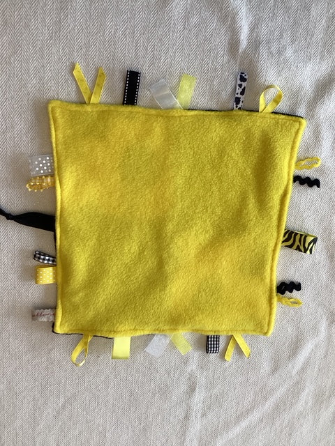 Sensory | 4 square Crinkle Toy Large | Assorted Themes