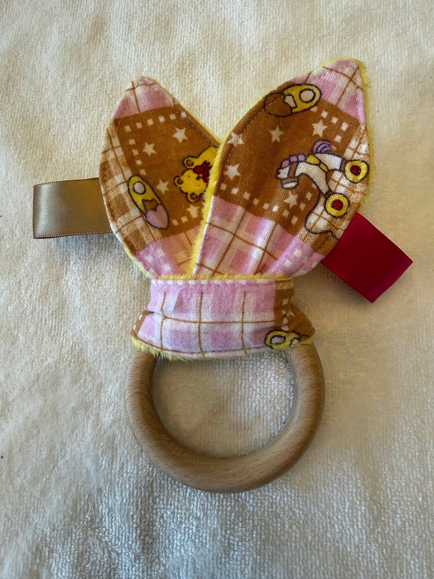 Sensory | Bunny Crinkle Teething Ring